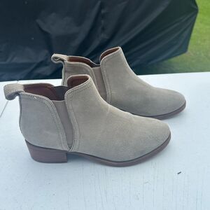 Women's Lucky Brand Suede Ankle Boots - Cream